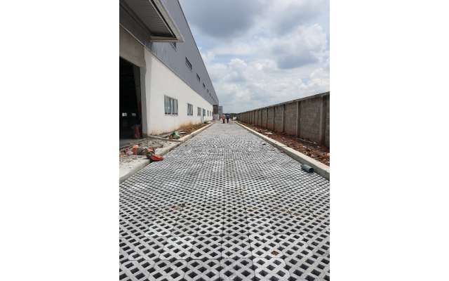 Đánh góc tọa độ lát gạch trồng cỏ