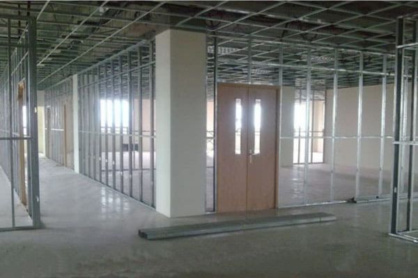 co dinh phan khung xuong cua vach thach cao