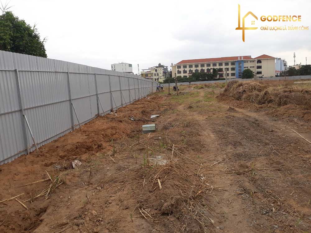 Hàng rào tôn công trường kín đáo