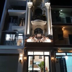 Nhà phố 3 tầng 4x16m phong cách cổ điển