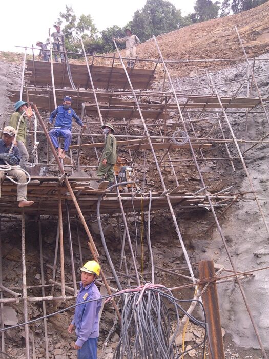 Thuyết minh Biện pháp thi công gia cố mái taluy